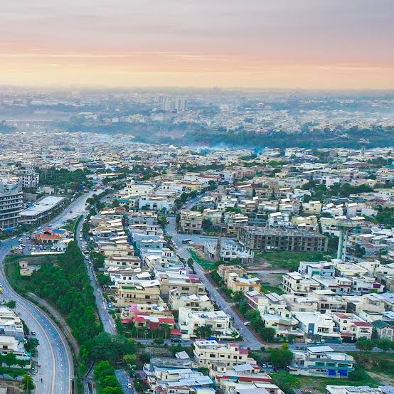 10 marla plot for sale 