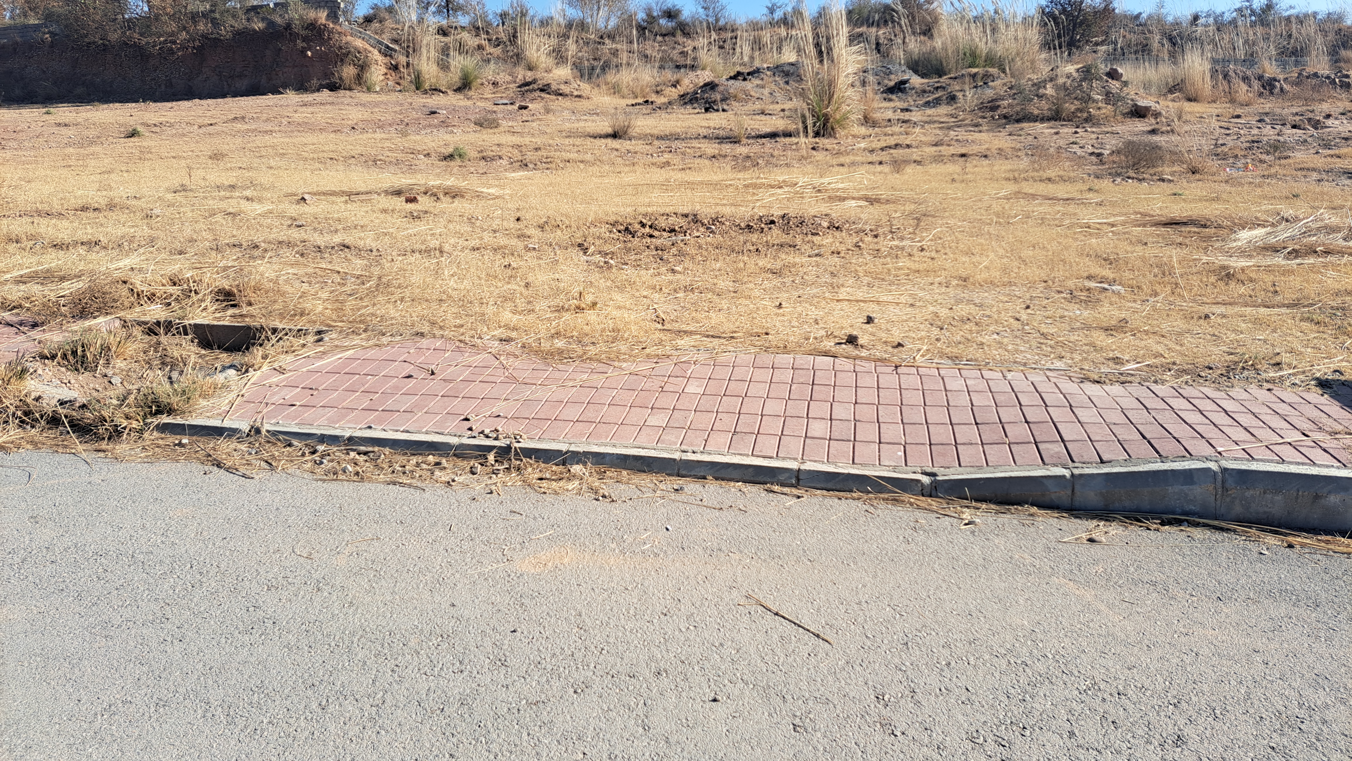 Bahria Orchard 5 Marla Semi Develop plot Available for sale.